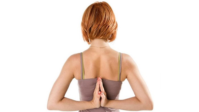 Болит спина ниже лопаток с двух сторон Болит спина ниже лопаток с двух сторон