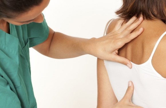 Жировик на спине покраснел и болит Жировик на спине покраснел и болит