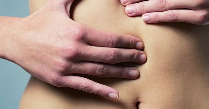 Возможные причины боли в желудке вверху посередине Возможные причины боли в желудке вверху посередине