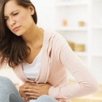 Боль в области желудка, отдающая в спину Боль в области желудка, отдающая в спину