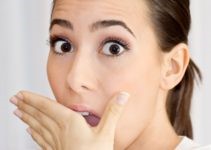 Гнойные пробки в миндалинах: симптоматика заболевания, а также причины и диагностика Гнойные пробки в миндалинах: симптоматика заболевания, а также причины и диагностика