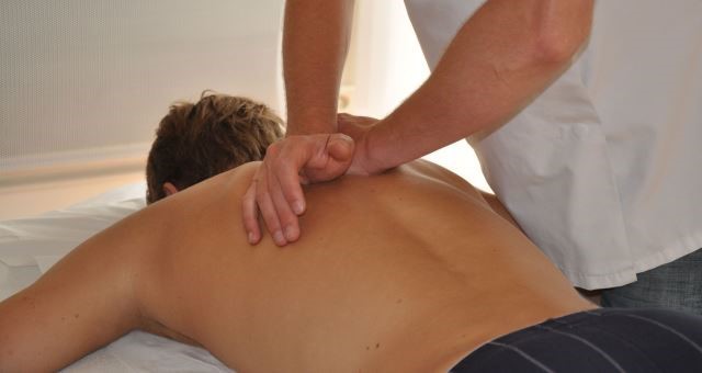 Массаж при инсульте Массаж при инсульте