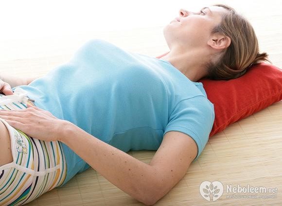 Сильные рези внизу живота: повод вызывать скорую? Сильные рези внизу живота: повод вызывать скорую?