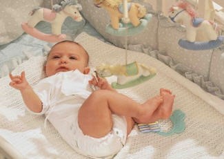 Устранение жидкого стула у грудничка на грудном вскармливании: терапия для новорожденного Устранение жидкого стула у грудничка на грудном вскармливании: терапия для новорожденного