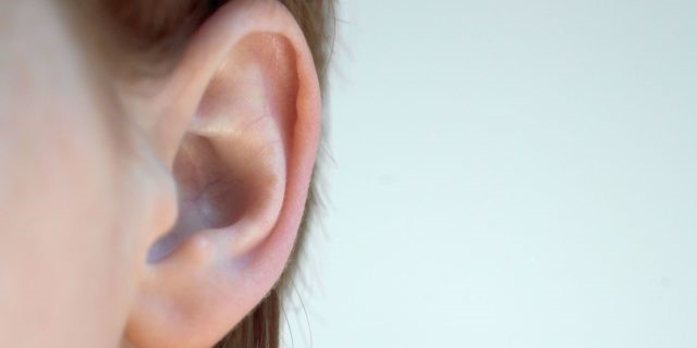 Ушные капли при отите: как нужно выбирать капли? Ушные капли при отите: как нужно выбирать капли?